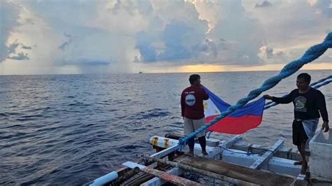 ‘Atin Ito’ convoy pulls a “Diskarteng Pinoy;” breaches China .